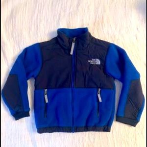 Boys North Face Denali size xxs.